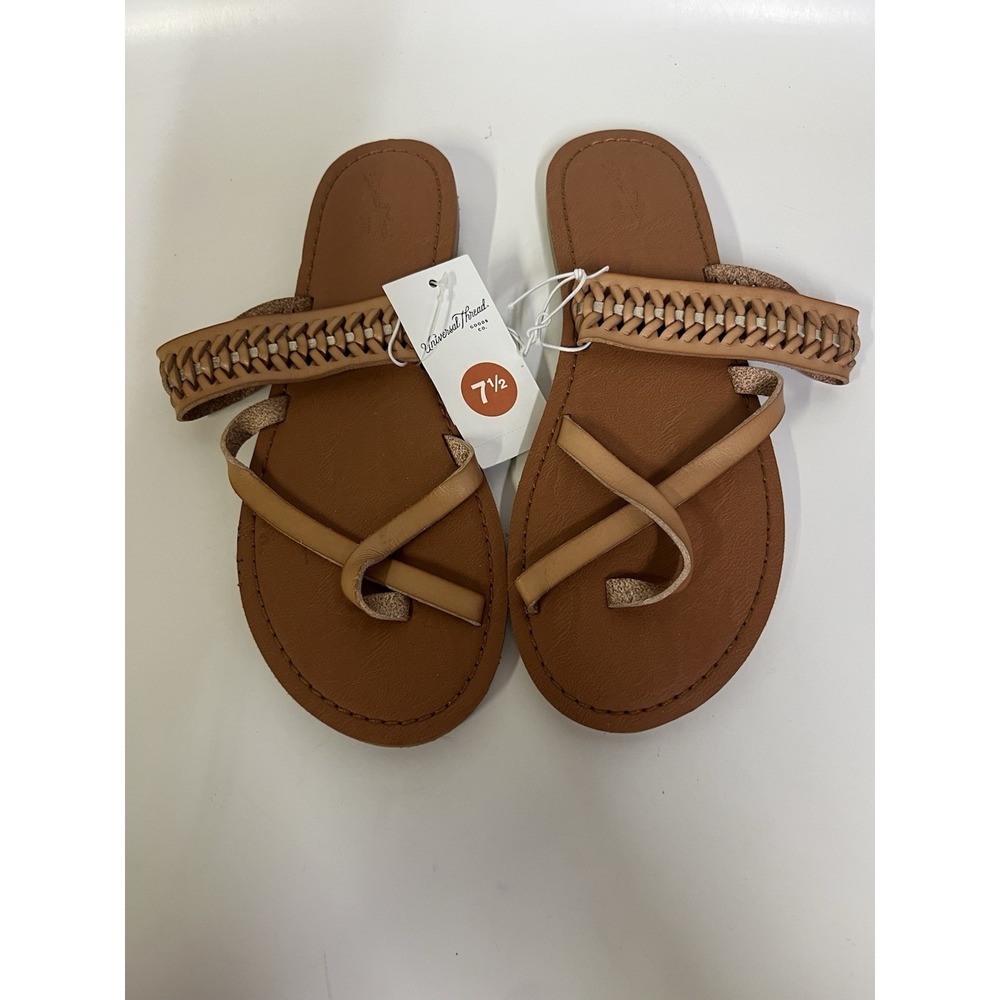 Universal Thread Brown Sandals Women's Size 7.5